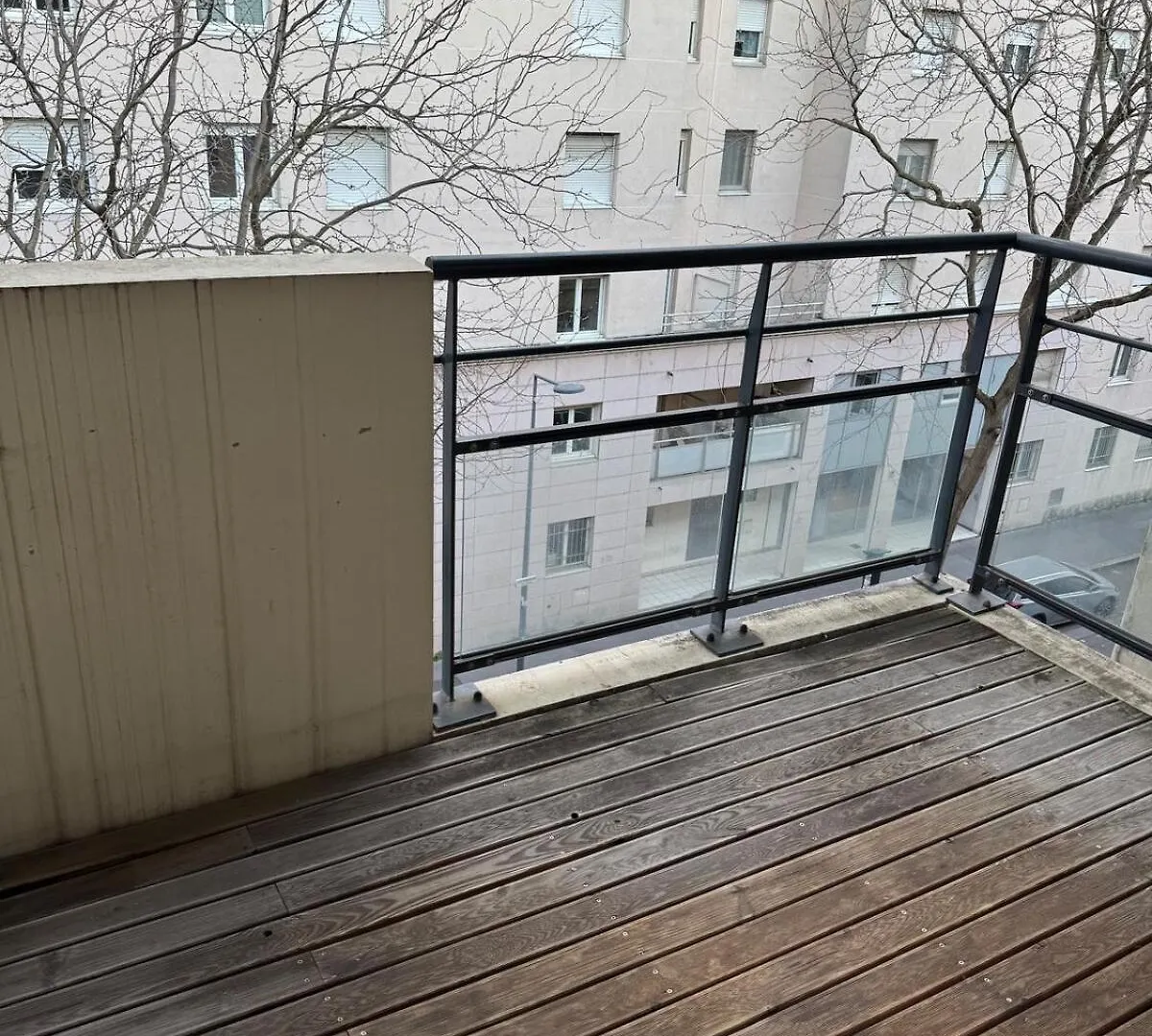 Spacious 3-Room, 6-Person Apartment In ビユールバンヌ フランス